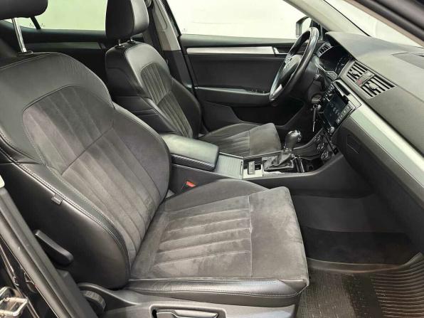 Skoda Superb III с пробегом 2016 года, цена 1 675 000 рублей, 186319 км, лифтбек, Автокод Объявления