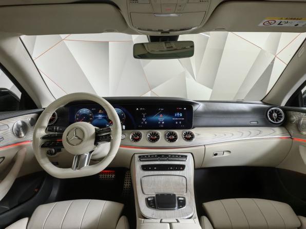 Mercedes-Benz E-Класс V (W213 S213 C238) Рестайлинг с пробегом 2021 года, цена 5 262 900 рублей, 69109 км, купе-хардтоп, Автокод Объявления