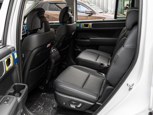 Hyundai Santa Fe V (MX5) с пробегом 2026 года, цена 5 630 000 рублей, 35 км, внедорожник, Автокод Объявления