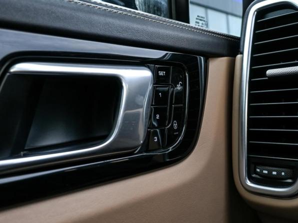 Porsche Cayenne III с пробегом 2018 года, цена 5 166 000 рублей, 143047 км, внедорожник, Автокод Объявления