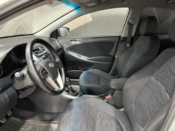 Hyundai Solaris I Рестайлинг с пробегом 2014 года, цена 730 000 рублей, 186230 км, седан, Автокод Объявления