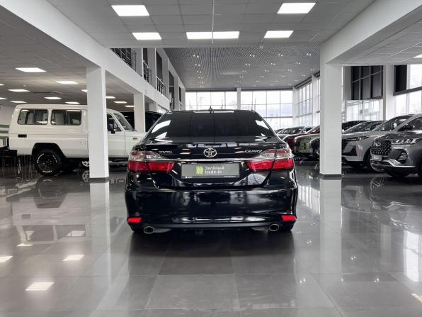 Toyota Camry VII (XV50) Рестайлинг с пробегом 2015 года, цена 1 950 000 рублей, 251372 км, седан, Автокод Объявления