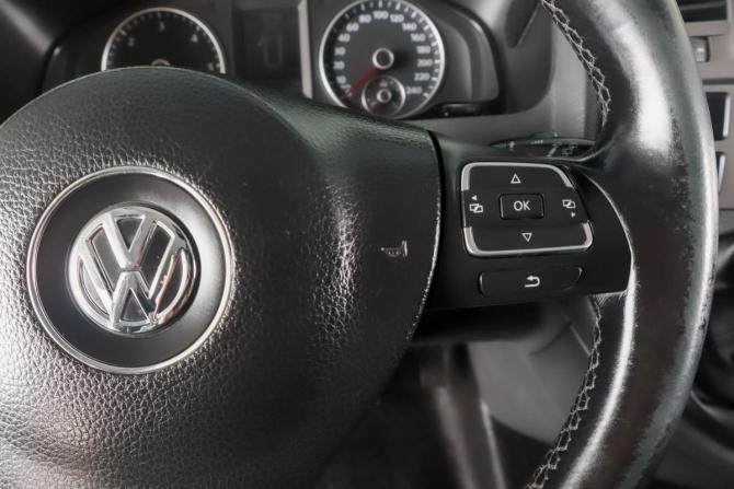 Volkswagen Caravelle T5 Рестайлинг с пробегом 2013 года, цена 1 749 000 рублей, 244000 км, минивэн, Автокод Объявления