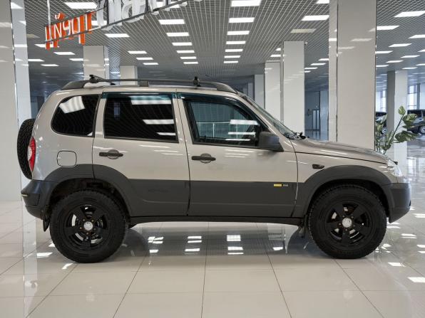 Chevrolet Niva I Рестайлинг с пробегом 2016 года, цена 615 000 рублей, 129989 км, внедорожник, Автокод Объявления