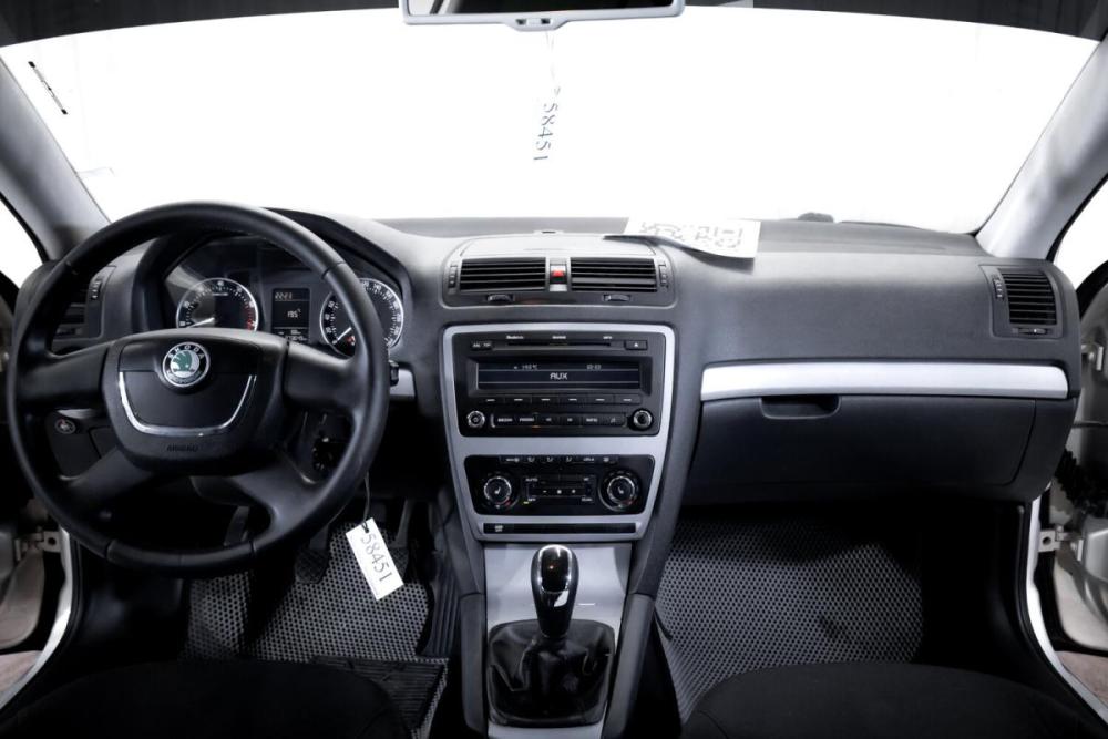 Skoda Octavia II (A5) Рестайлинг Тюмень  - изображение 15