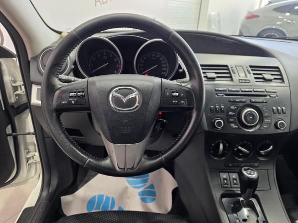 Mazda 3 II (BL) Рестайлинг с пробегом 2012 года, цена 1 035 000 рублей, 157592 км, седан, Автокод Объявления