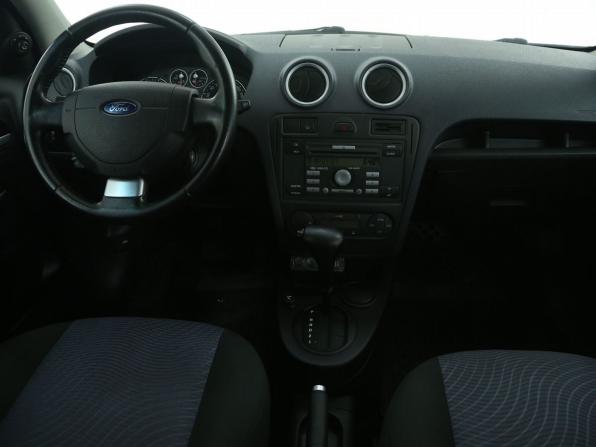 Ford Fusion I Рестайлинг с пробегом 2007 года, цена 489 000 рублей, 160000 км, хэтчбек, Автокод Объявления