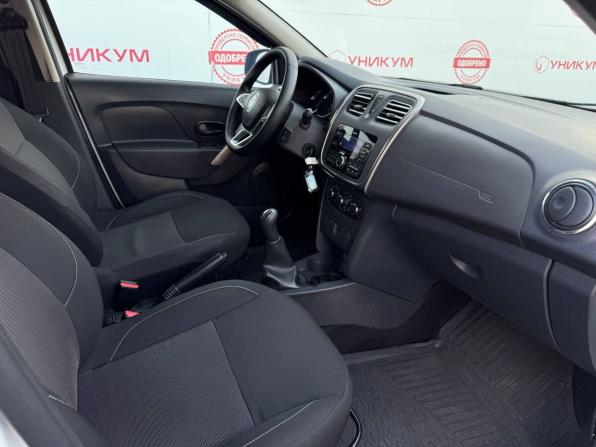 Renault Sandero II Рестайлинг с пробегом 2020 года, цена 1 239 000 рублей, 68542 км, хэтчбек, Автокод Объявления