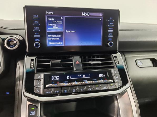 Toyota Land Cruiser 300 Series с пробегом 2022 года, цена 8 899 000 рублей, 104712 км, внедорожник, Автокод Объявления