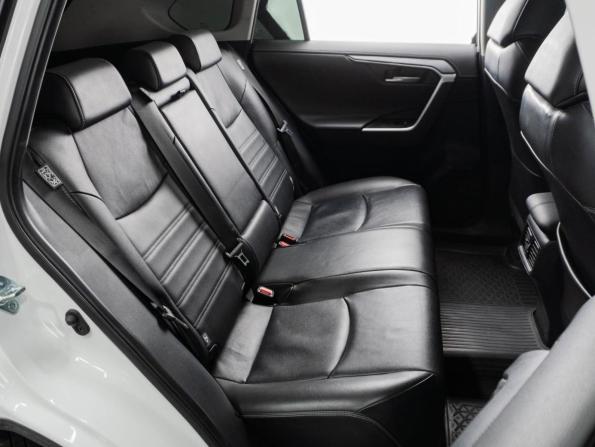 Toyota RAV4 V (XA50) с пробегом 2021 года, цена 3 399 000 рублей, 102121 км, внедорожник, Автокод Объявления