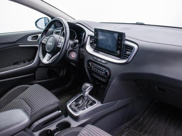 Kia Ceed III Рестайлинг с пробегом 2021 года, цена 2 076 000 рублей, 74991 км, хэтчбек, Автокод Объявления
