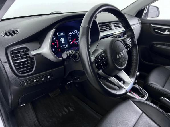 Kia Rio IV Рестайлинг с пробегом 2022 года, цена 1 635 000 рублей, 138455 км, хэтчбек, Автокод Объявления