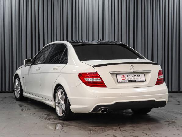 Mercedes-Benz C-Класс III (W204) Рестайлинг с пробегом 2012 года, цена 1 479 000 рублей, 257332 км, седан, Автокод Объявления