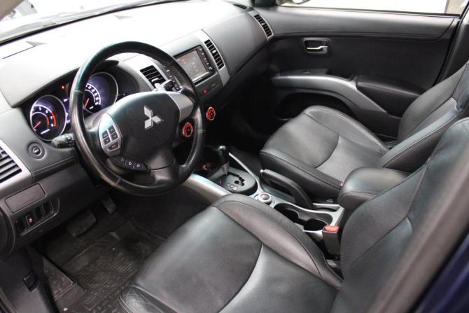 Mitsubishi Outlander II Рестайлинг с пробегом 2011 года, цена 1 228 000 рублей, 217152 км, внедорожник, Автокод Объявления