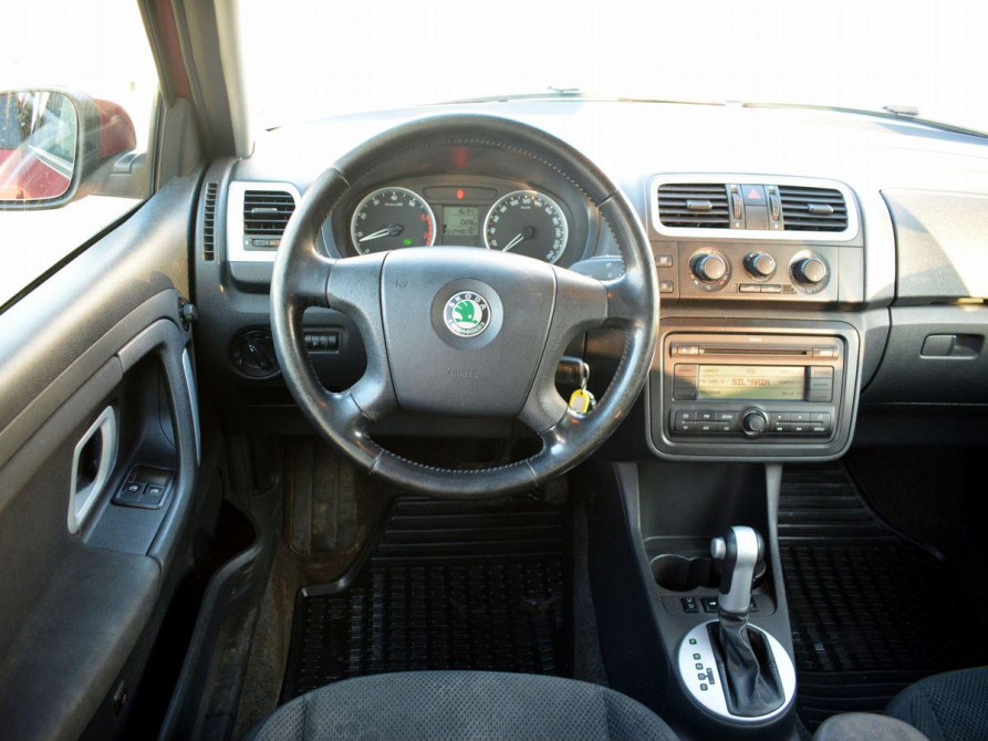 Skoda Fabia II Москва  - изображение 13