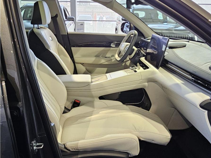 Geely EX5 Москва  - изображение 12
