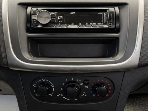Renault Logan II с пробегом 2015 года, цена 647 000 рублей, 151229 км, седан, Автокод Объявления