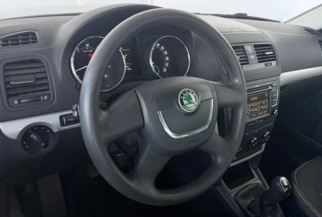 Skoda Yeti I с пробегом 2012 года, цена 695 000 рублей, 96401 км, внедорожник, Автокод Объявления
