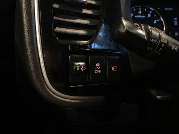Mitsubishi Outlander III Рестайлинг 3 с пробегом 2020 года, цена 2 255 000 рублей, 132864 км, внедорожник, Автокод Объявления