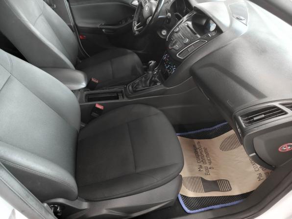 Ford Focus III Рестайлинг с пробегом 2015 года, цена 940 000 рублей, 133071 км, хэтчбек, Автокод Объявления