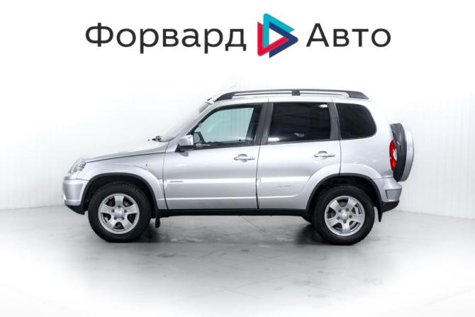 Chevrolet Niva I Рестайлинг с пробегом 2012 года, цена 399 000 рублей, 175215 км, внедорожник, Автокод Объявления