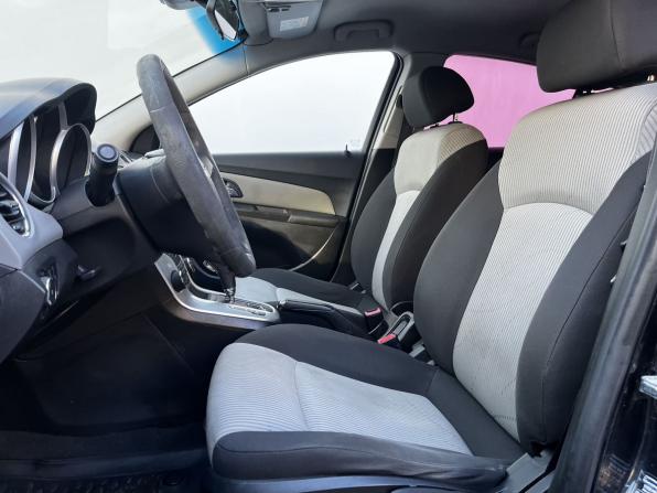 Chevrolet Cruze I Рестайлинг с пробегом 2015 года, цена 730 000 рублей, 166250 км, хэтчбек, Автокод Объявления