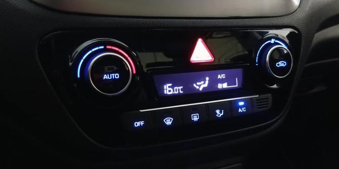 Hyundai Solaris II с пробегом 2018 года, цена 1 390 000 рублей, 74112 км, седан, Автокод Объявления