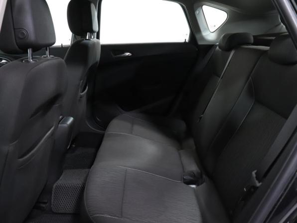 Opel Astra J Рестайлинг с пробегом 2013 года, цена 599 000 рублей, 184773 км, хэтчбек, Автокод Объявления