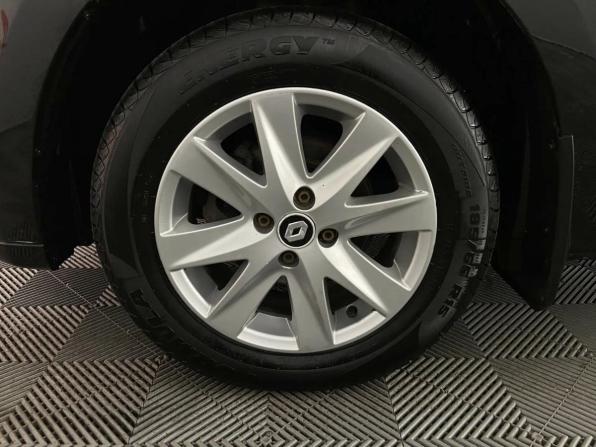 Renault Logan II Рестайлинг с пробегом 2019 года, цена 999 000 рублей, 75493 км, седан, Автокод Объявления