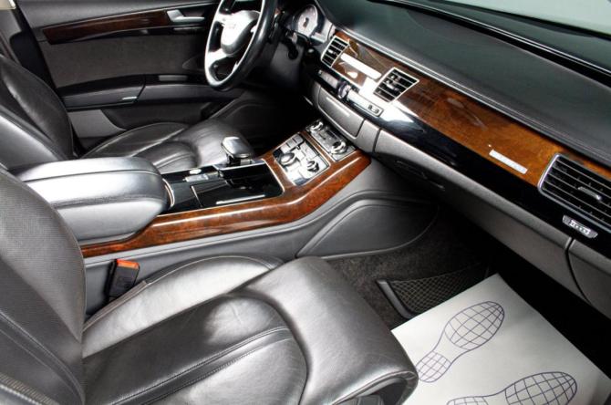 Audi A8 III (D4) Рестайлинг с пробегом 2015 года, цена 2 629 000 рублей, 277000 км, седан, Автокод Объявления