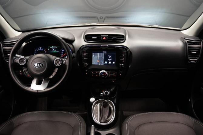 Kia Soul II Рестайлинг с пробегом 2018 года, цена 1 665 000 рублей, 173800 км, хэтчбек, Автокод Объявления