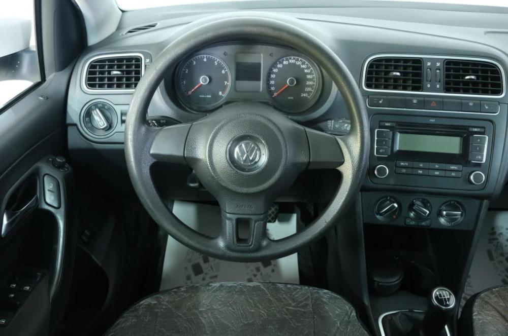 Volkswagen Polo V Омск  - изображение 13