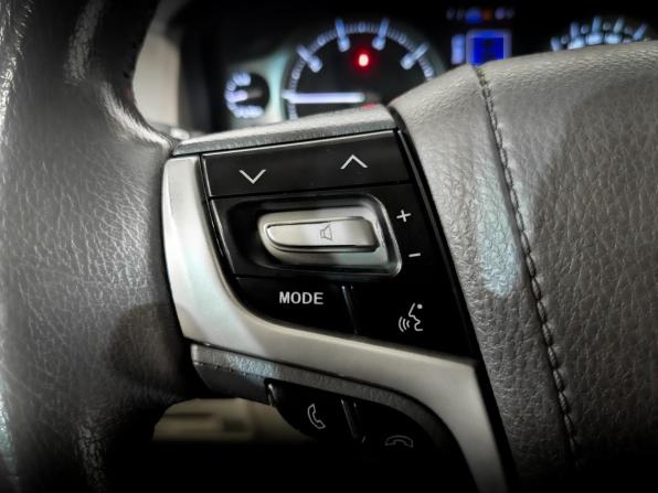 Toyota Land Cruiser 200 Series Рестайлинг 2 с пробегом 2020 года, цена 7 400 000 рублей, 127645 км, внедорожник, Автокод Объявления
