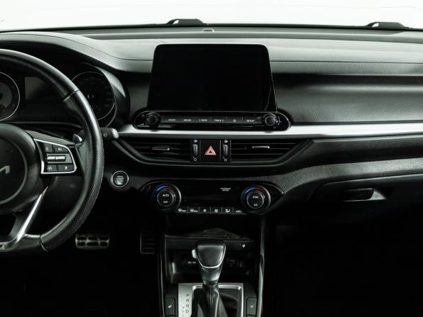 Kia Cerato IV Рестайлинг с пробегом 2022 года, цена 2 199 700 рублей, 100684 км, седан, Автокод Объявления