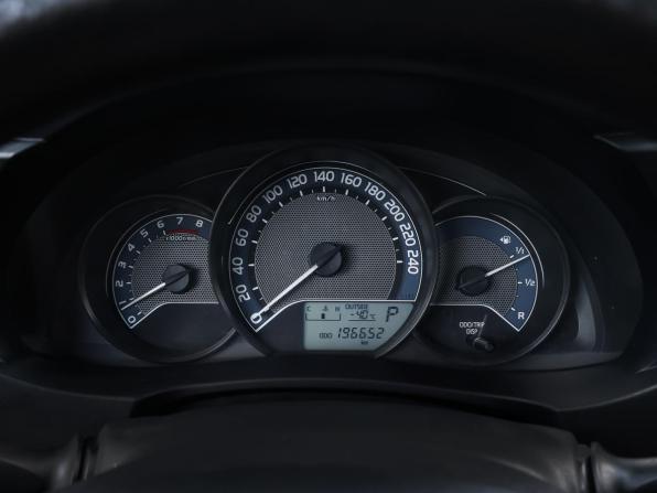 Toyota Corolla XI (E160 E170 E180) с пробегом 2013 года, цена 1 098 000 рублей, 196649 км, седан, Автокод Объявления
