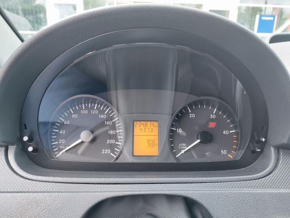 Mercedes-Benz Vito II (W639) Рестайлинг с пробегом 2013 года, цена 2 100 000 рублей, 235000 км, минивэн, Автокод Объявления