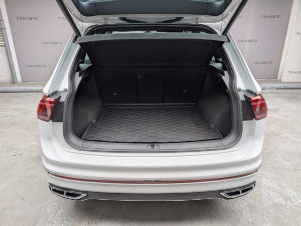 Volkswagen Tiguan II Рестайлинг с пробегом 2021 года, цена 3 997 000 рублей, 63104 км, внедорожник, Автокод Объявления
