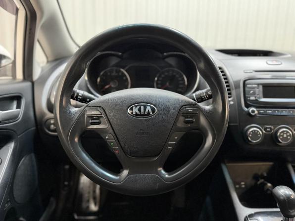 Kia Cerato III Рестайлинг (Classic) с пробегом 2017 года, цена 1 048 000 рублей, 227571 км, седан, Автокод Объявления