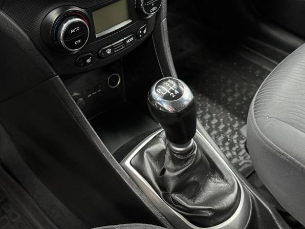 Hyundai Solaris I с пробегом 2013 года, цена 779 900 рублей, 189800 км, седан, Автокод Объявления