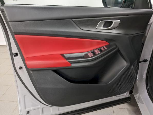 Changan CS15 I Рестайлинг с пробегом 2023 года, цена 1 930 000 рублей, 34865 км, внедорожник, Автокод Объявления