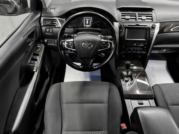Toyota Camry VII (XV50) Рестайлинг с пробегом 2015 года, цена 1 645 000 рублей, 157635 км, седан, Автокод Объявления
