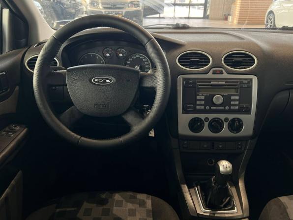 Ford Focus II с пробегом 2006 года, цена 400 000 рублей, 203201 км, хэтчбек, Автокод Объявления