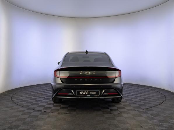 Hyundai Sonata VIII (DN8) с пробегом 2021 года, цена 2 490 000 рублей, 60083 км, седан, Автокод Объявления