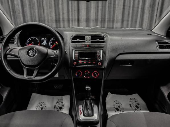 Volkswagen Polo V Рестайлинг с пробегом 2019 года, цена 850 000 рублей, 58000 км, седан, Автокод Объявления