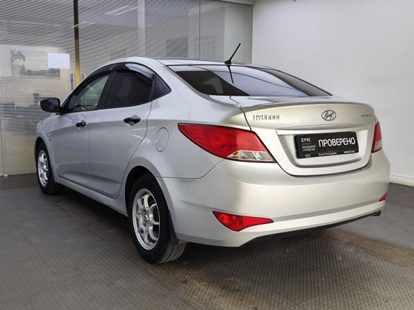 Hyundai Solaris I Рестайлинг с пробегом 2015 года, цена 855 000 рублей, 184703 км, седан, Автокод Объявления