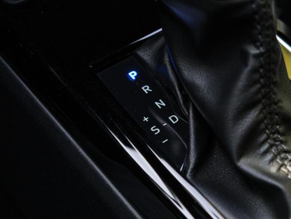 Toyota Camry IX (XV80) China Market с пробегом 2025 года, цена 4 200 000 рублей, 2679 км, седан, Автокод Объявления