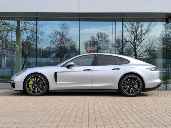 Porsche Panamera II с пробегом 2018 года, цена 9 320 000 рублей, 60000 км, фастбек, Автокод Объявления
