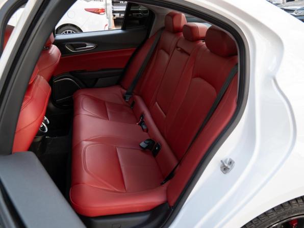 Alfa Romeo Giulia II (952) с пробегом 2019 года, цена 3 745 000 рублей, 55445 км, седан, Автокод Объявления
