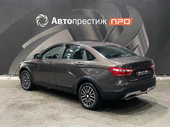 Lada (ВАЗ) Vesta I с пробегом 2019 года, цена 1 090 000 рублей, 111530 км, седан, Автокод Объявления