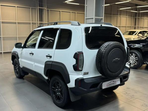Lada (ВАЗ) Niva Travel I с пробегом 2022 года, цена 997 000 рублей, 23736 км, внедорожник, Автокод Объявления